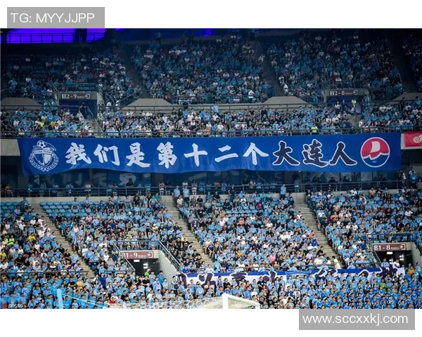 大连乙方迎战重庆斯威全力争胜展现球队实力与斗志