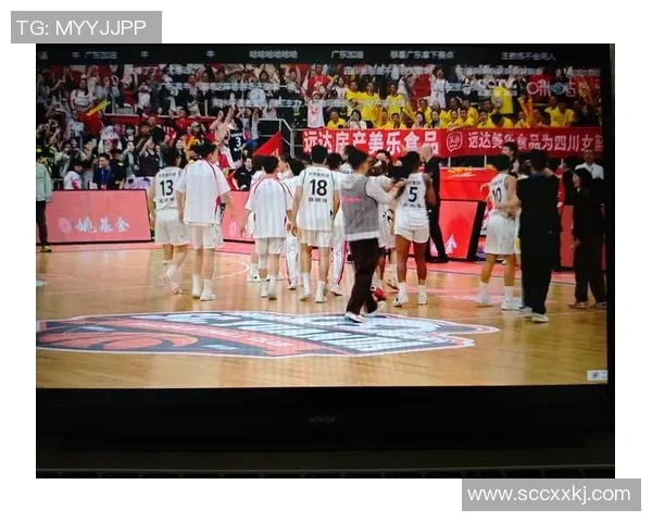 曾凡博的篮球之路：从青涩少年到耀眼明星的成长历程与未来展望